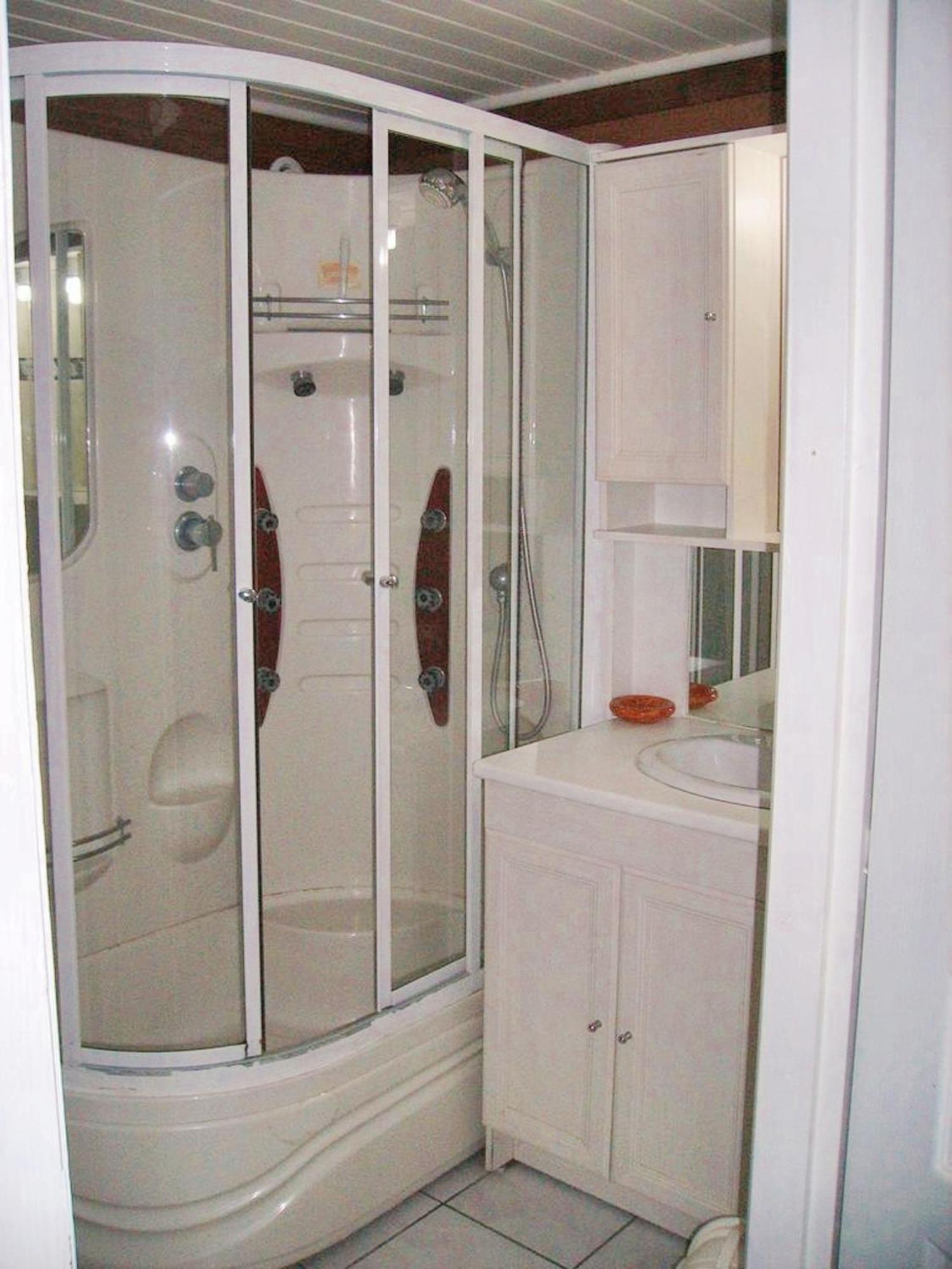 Appartement Charmant A Breuillet Avec Jardin Spacieux Exterior foto